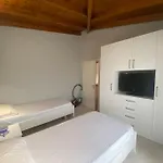 Casa Di Vacanze * Vlorë